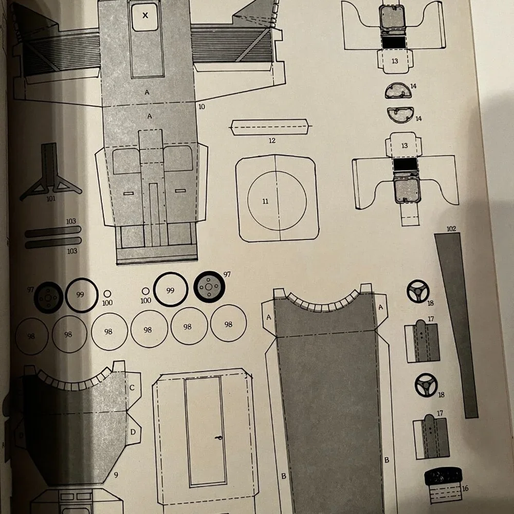 Paper Cutout Model – Ford‎ Trimotor 5-AT (Build-It-Yourself, 1982) – New